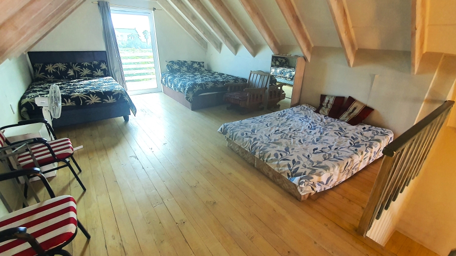 3 Bedroom Property for Sale in Golden Mile Western Cape